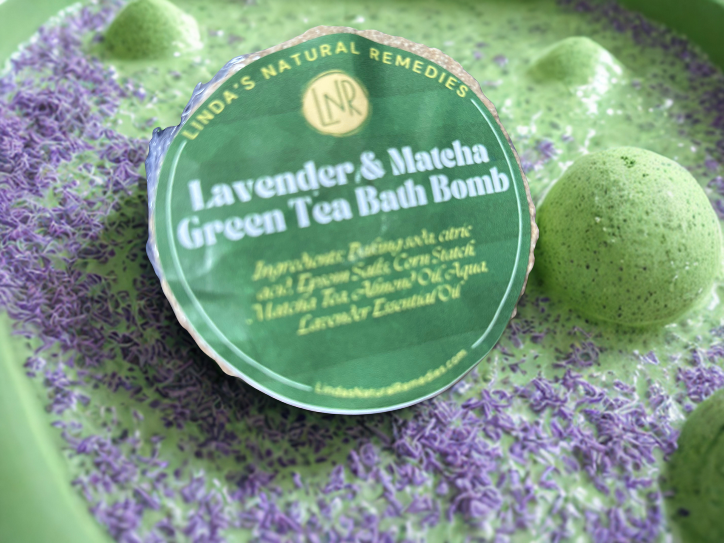 Creating Your Perfect Spa Experience with Luxurious Bath Bomb